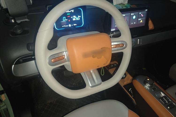 Used CHANGAN NEVO Lumin 2025 301km Honey Dew Edition Steering Wheel