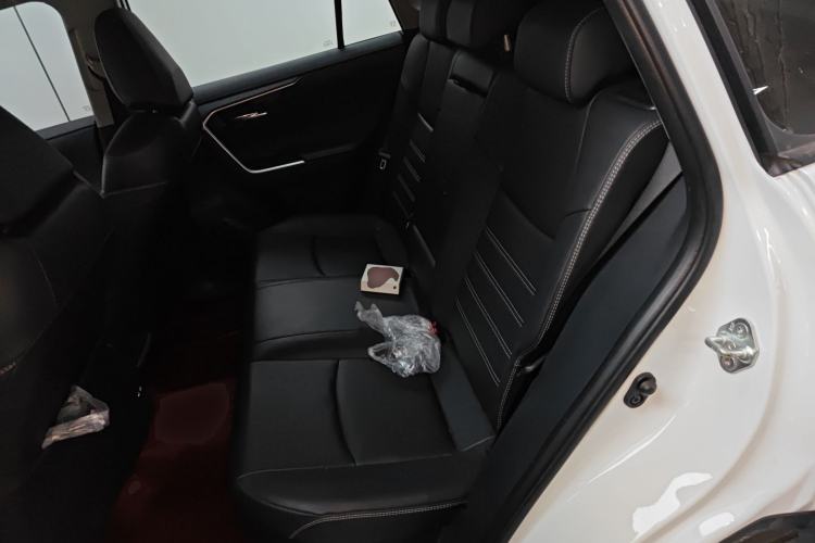 Used Toyota RAV4 2023 Dual-Engine 2.5L E-CVT Two-Wheel Drive Elite Plus Edition