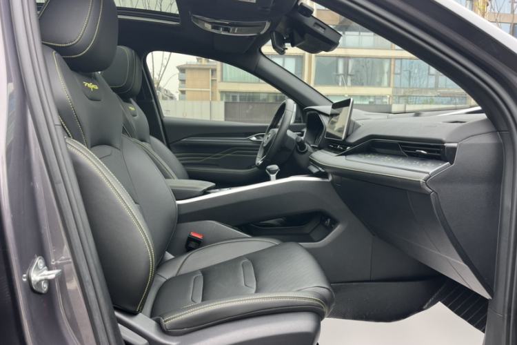 Used Geely Auto Preface 2023 1.5TD Fuyao Version Right Front Seat