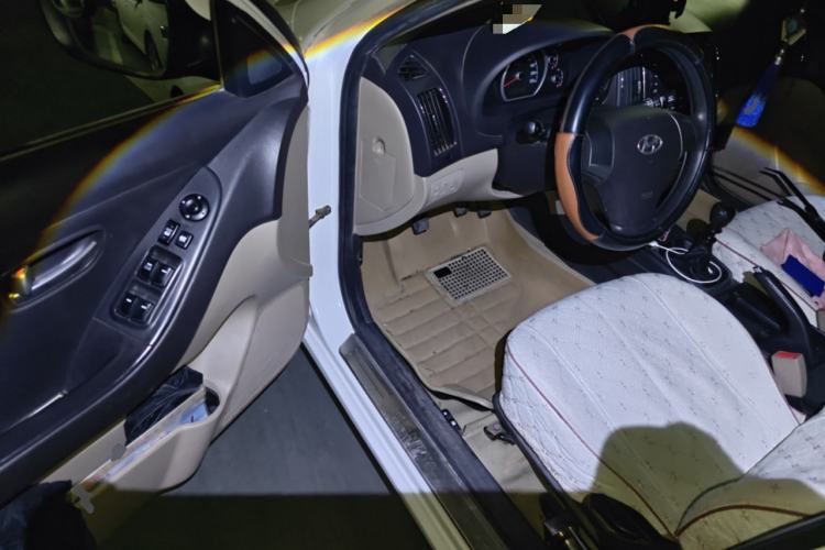 Used Hyundai Celesta 2011 1.6L Manual Comfort Edition
