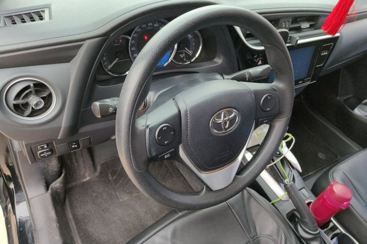 Used Toyota Levin 2017 Revised 185T CVT Elite Edition China V Standard Steering Wheel