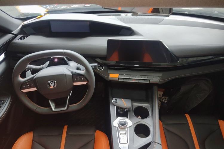 Used Changan UNI-V 2024 1.5T Prestige Sport Edition