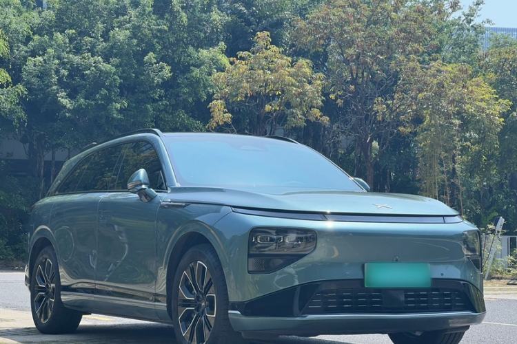 Used XPeng G9 2025 725 with Ultra-Long Range Max
