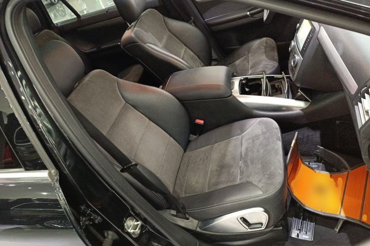 Used Mercedes-Benz R-Class 2014 R 320 4MATIC Business Model Right Front Seat