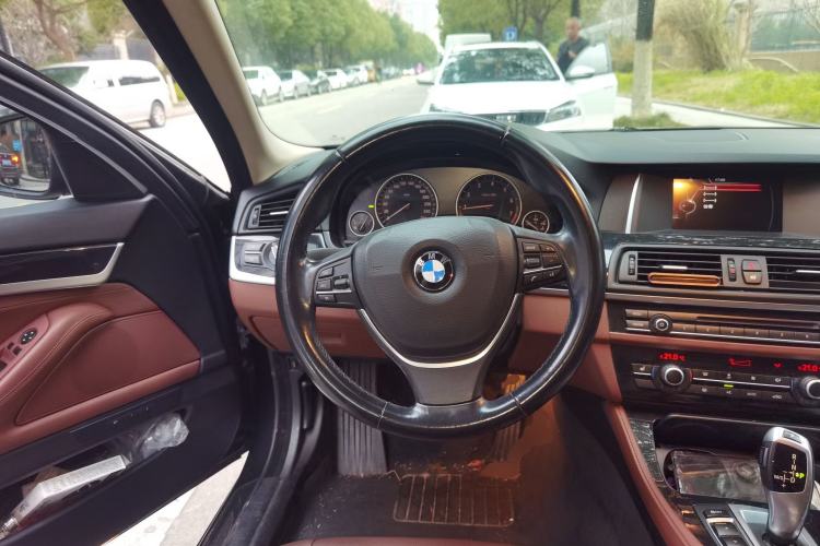 Used BMW 5 Series 2017 520Li Elegant Edition
