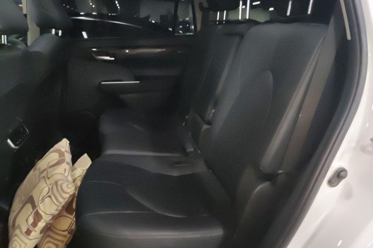 Used Toyota Highlander 2022 Dual-Engine 2.5L Four-Wheel Drive Prestige Version 7 Seats