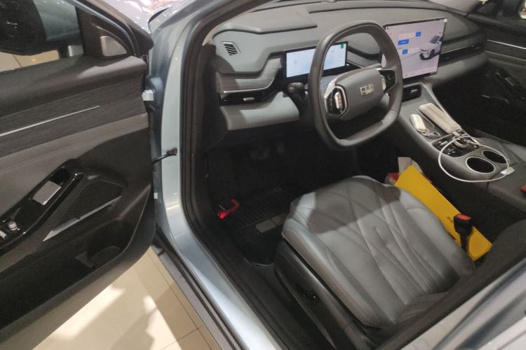 Used Geely Galaxy L6 2025 EM-i 140km Starship Edition
