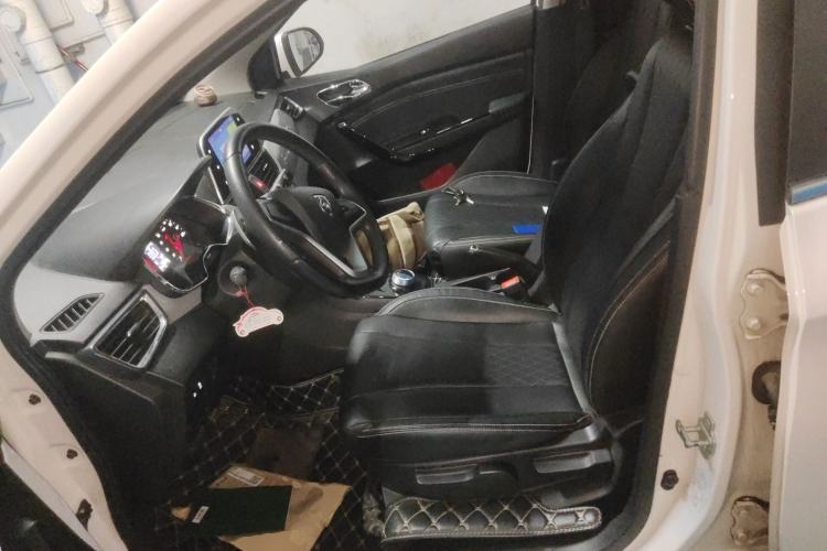 Used Baojun 310W 2018 1.5L Automatic Luxury Version China V