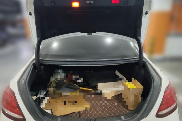 Used Mercedes-Benz E-Class 2016 E 300 L Sporty and Stylish Model