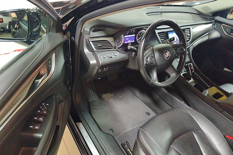 Used Buick LaCrosse 2022 652T Luxury Version Driver Seat