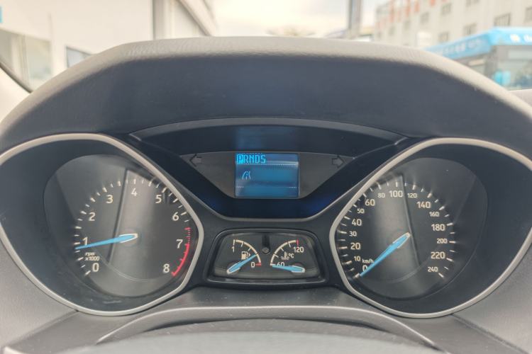 Used Ford Focus 2018 Sedan Classic 1.6L Automatic Comfort Plus Smart Drive Version