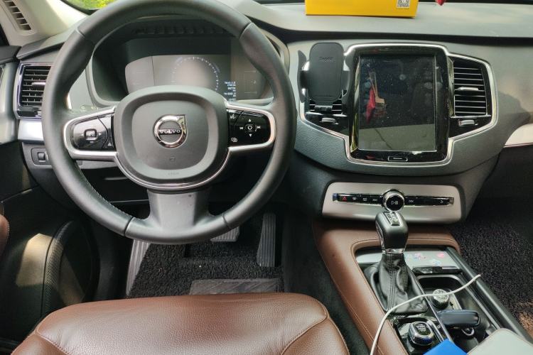 Used Volvo XC90 2018 T5 Zhiyi Edition 7-Seater

