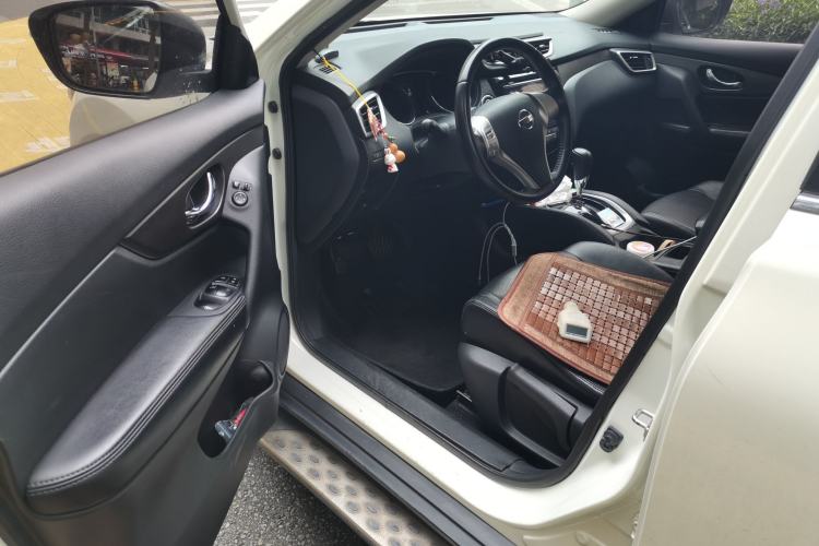 Used Nissan X-Trail 2014 2.0L CVT Comfort Edition 2WD