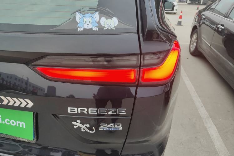 Used Honda Breeze 2023 240TURBO Two-Wheel-Drive Luxury Edition 5 Seats Exterior 3