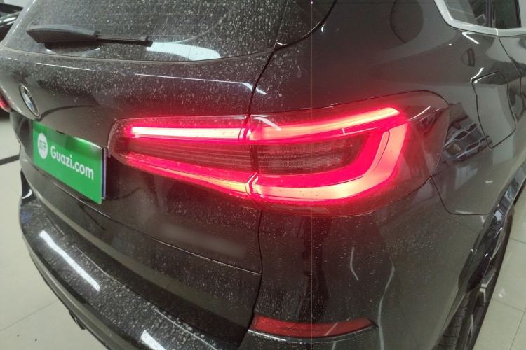 Used BMW X5 2022 Restyled xDrive 40Li M Sport Package Right Rear Taillight