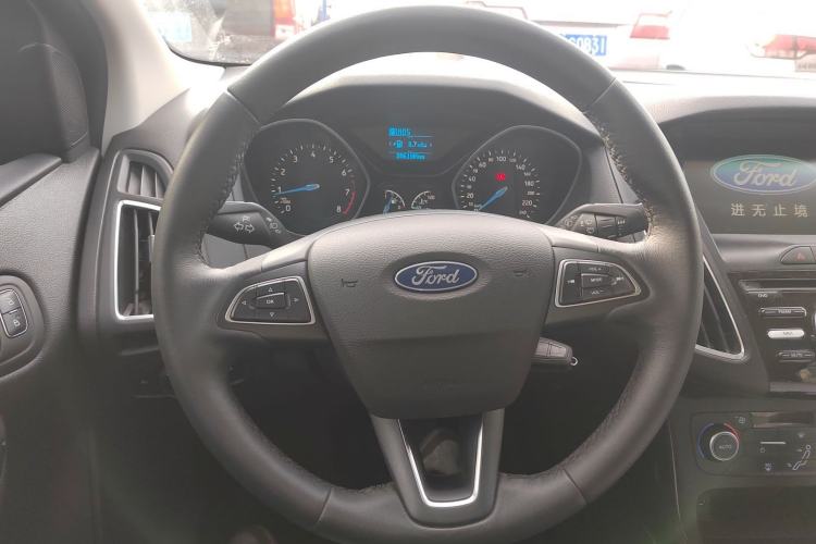 Used Ford Focus 2017 Hatchback 1.6L Automatic Fashion Edition Smart Drive Version