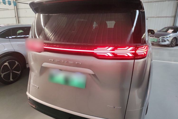 Used Denza D9 2022 DM-i 970 Four-Wheel Drive Prestige Model