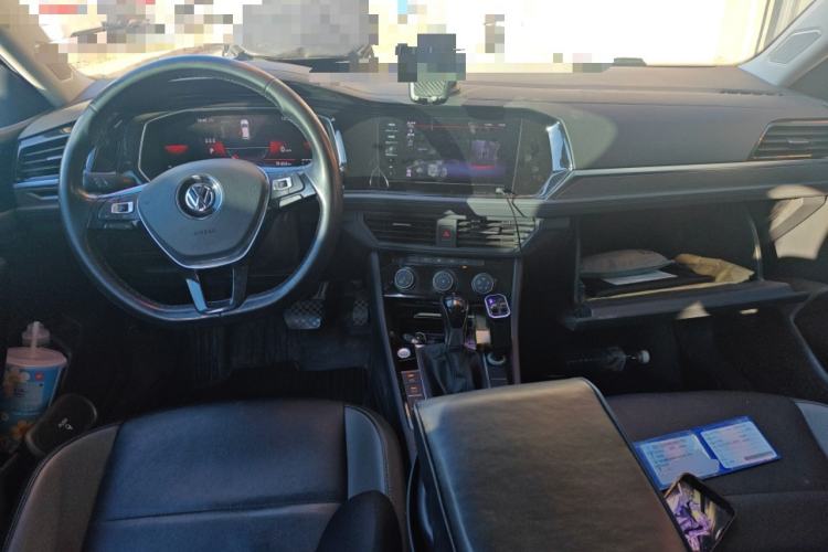 Used Volkswagen Sagitar 2021 280TSI DSG Comfort Connect Edition Center Console