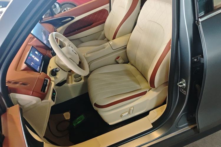 Used ORA Good Cat GT 2025 Model, Mulan Edition, 430km Prestige Version
