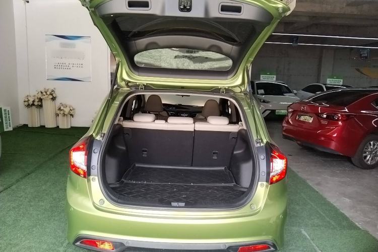 Used Honda Jade 2013 1.8L CVT Luxury Edition 5 seats