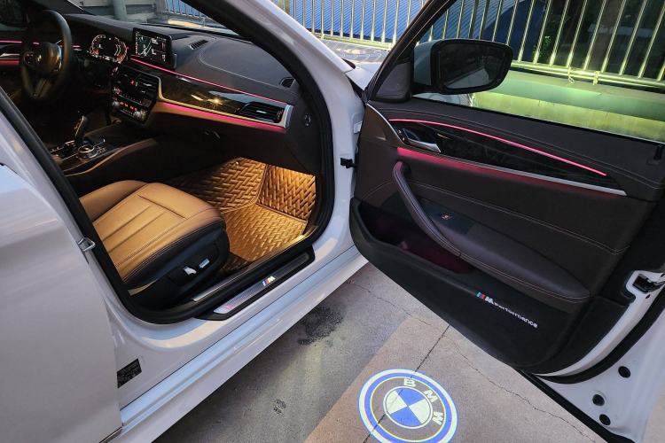 Used BMW 5 Series 2020 525Li M Sport Package