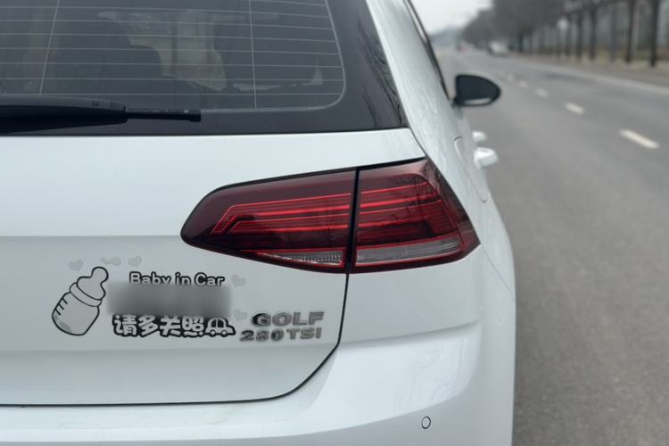 Used Volkswagen Golf 2020 Zhiai Edition 200TSI DSG Comfortable & Ambitious Version