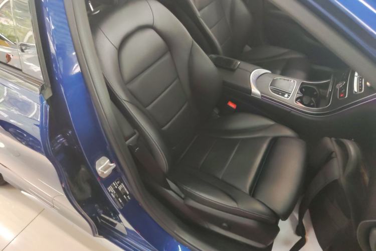 Used Mercedes-Benz C-Class 2021 C 260 L Sport Edition Star Collection Right Front Seat