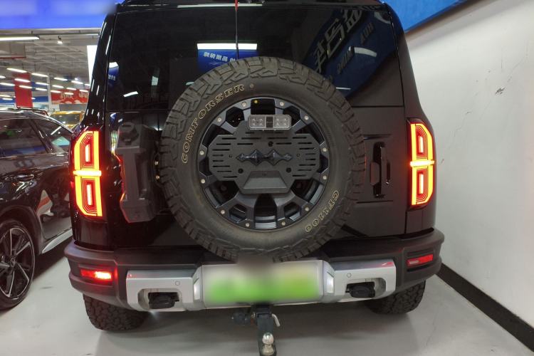 Used Formula Leopard 5 2023 Cloud Ride Flagship Edition
