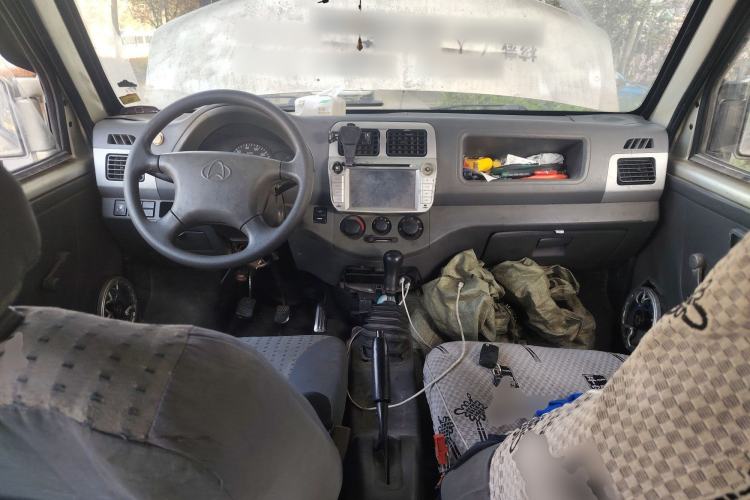 Used CHANGAN KAICHENG Xingguang 4500 2012 1.3L Base Version 4G13S1 Center Console