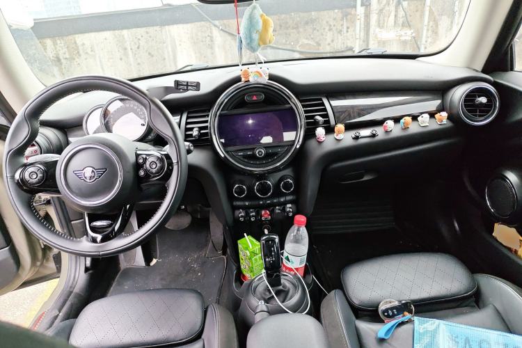 Used MINI 2019 1.5T COOPER Artist