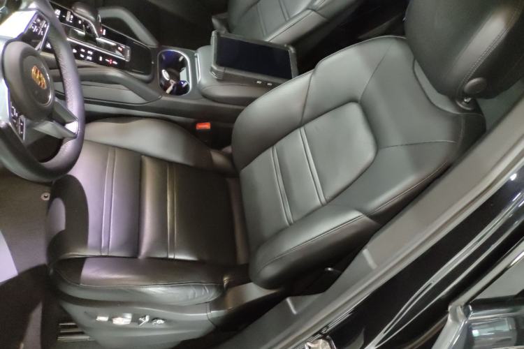 Used Porsche Cayenne 2019 Cayenne 3.0T Left Front Seat