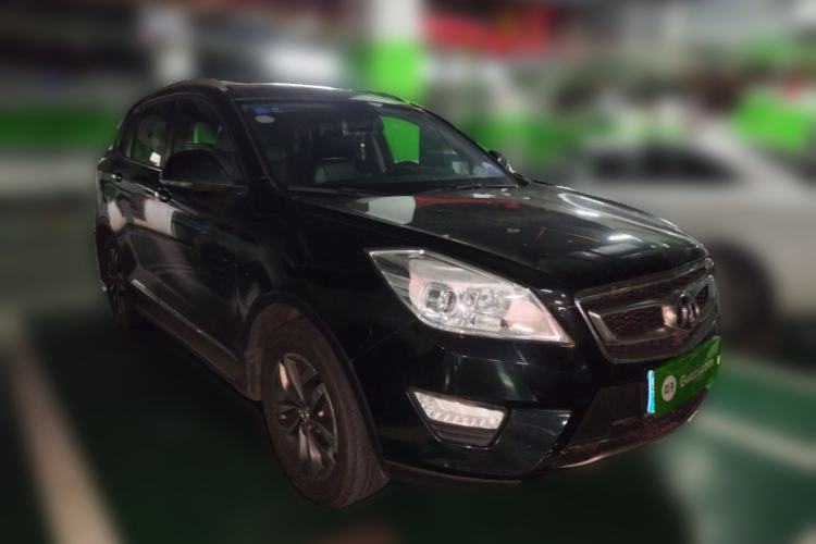 Used BAIC Senova X65 2015 2.0T Automatic Elite Model