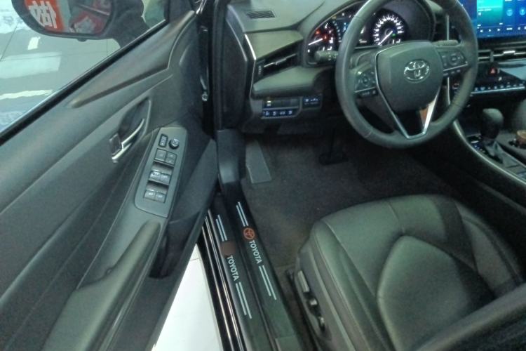 Used Toyota Avalon 2023 2.0L Luxury Edition Driver Seat