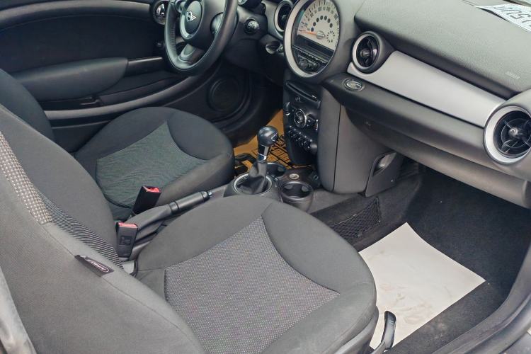 Used MINI 2011 1.6L ONE