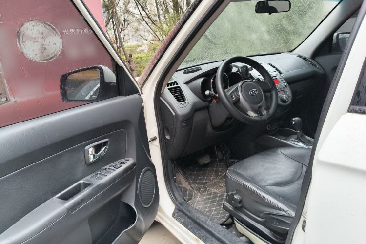 Used Kia Soul 2012 1.6L AT Premium
