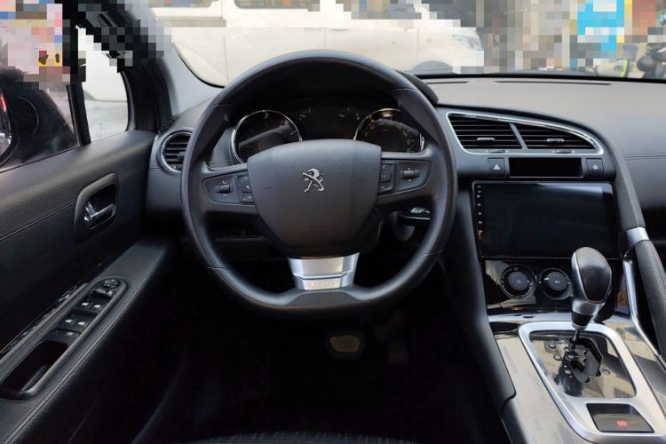Used Peugeot 3008 2016 1.6THP Automatic Classic Edition Steering Wheel