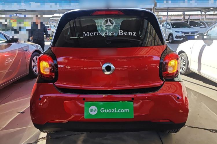 Used smart forfour 2018 1.0L 52 kW Dynamic Edition
