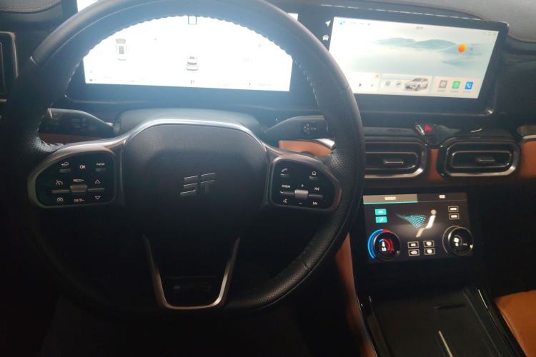 Used JETOUR Shanhai L7 2024 1.5T 120km MAX 5-Seater
