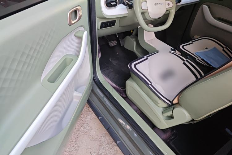 Used Geely Galaxy Panda 2025 210km Panda Rider Driver Seat