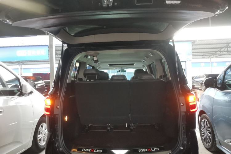 Used SAIC MAXUS G20 2021 Facelifted PLUS 2.0T Diesel Automatic Luxury Edition
