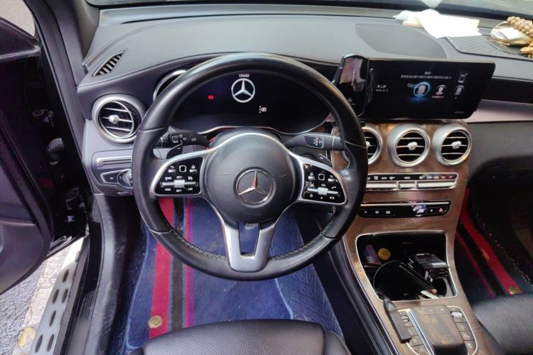 Used Mercedes-Benz GLC 2020 GLC 300 L 4MATIC Dynamic Edition
