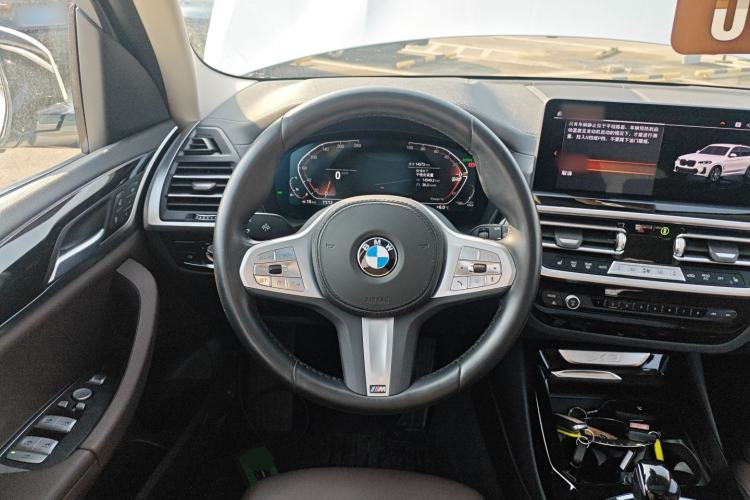 Used BMW X3 2023 xDrive25i M Sport Package Steering Wheel
