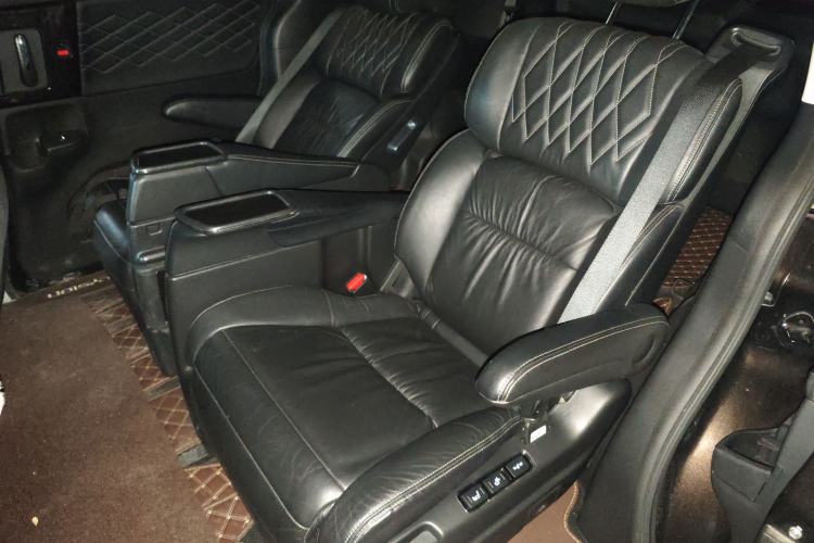 Used Honda Elysion 2019 2.0L Hybrid Luxury Edition