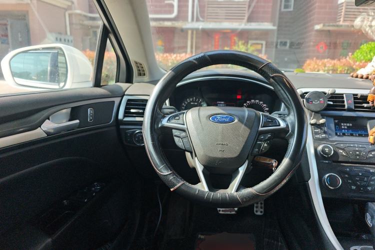 Used Ford Mondeo 2013 1.5L GTDi180 Fashion Edition Steering Wheel