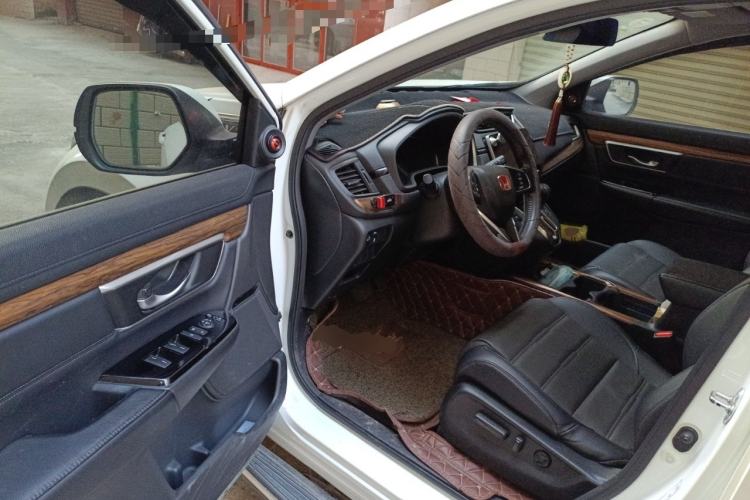 Used Honda CR-V 2017 240TURBO CVT Front-Wheel Drive Fashion Edition