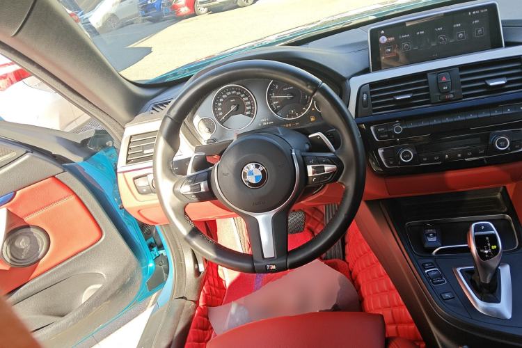 Used BMW 4 Series 2017 425i Convertible M Sport Package Steering Wheel