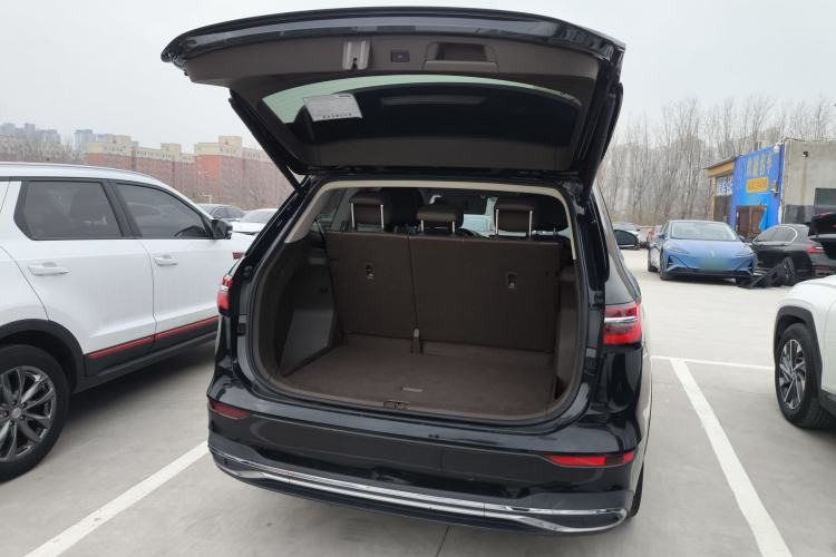 Used Volkswagen Viloran 2020 380TSI Prestige Edition
