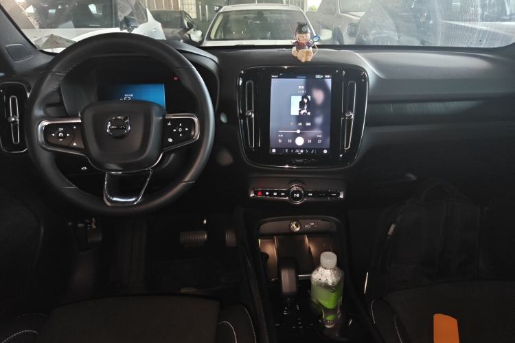 Used Volvo C40 2024 Long-Range PRO Version