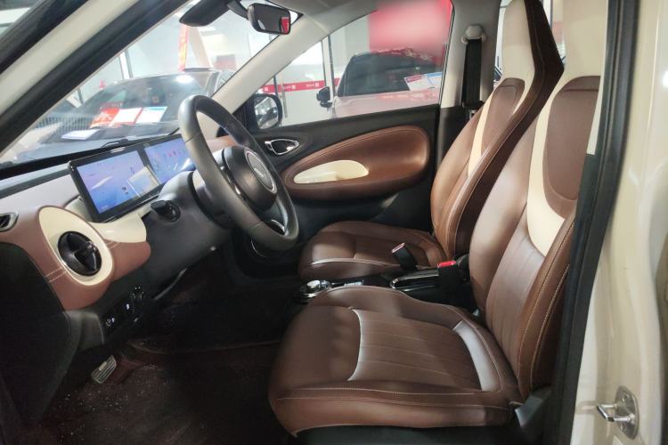 Used Wuling Bingo 2023 410 km Lingxi Deluxe Edition Left Front Seat