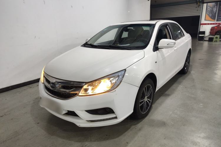 Used BYD Surui 2015 Revised Version 1.5L Manual Luxury Edition